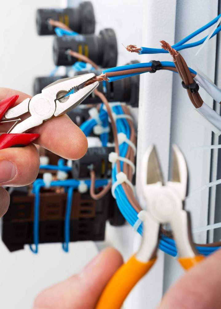 Électricien à Ondres